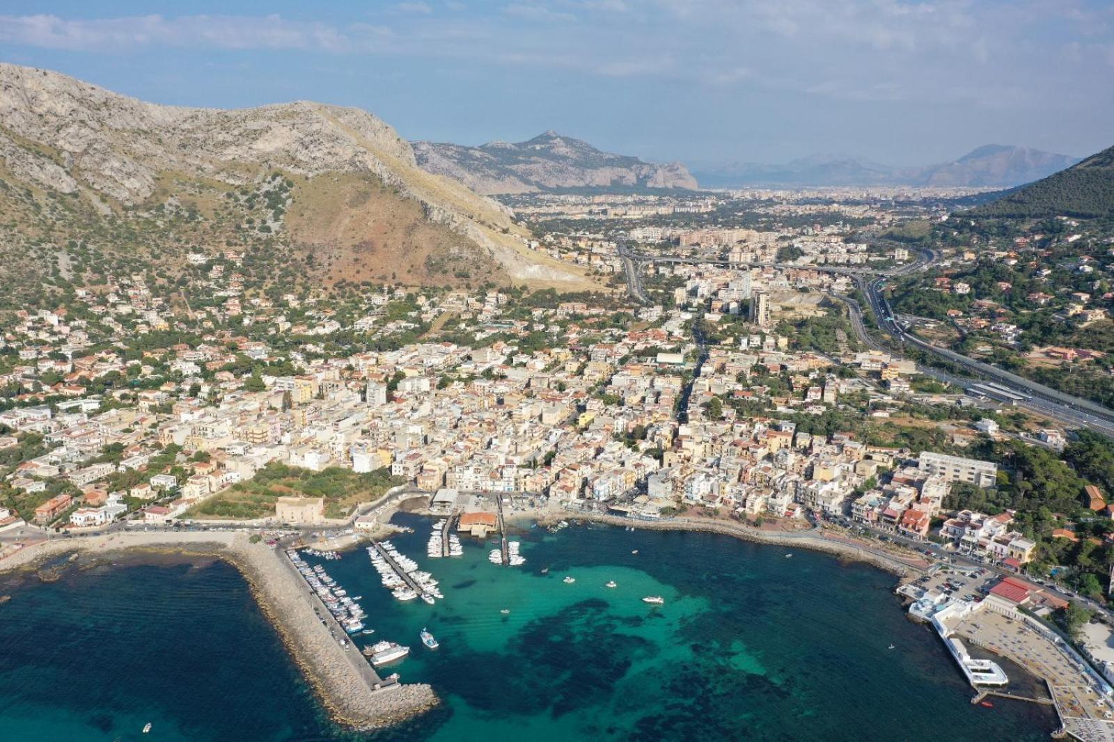 Casa Lella Holiday Boutique باليرمو المظهر الخارجي الصورة